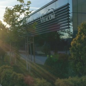 Заснемане и изработка на корпоративно видео за volacom и acom 39