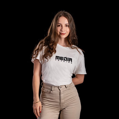 Камелия пешева