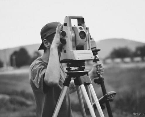 Геодезия во время земельных споров