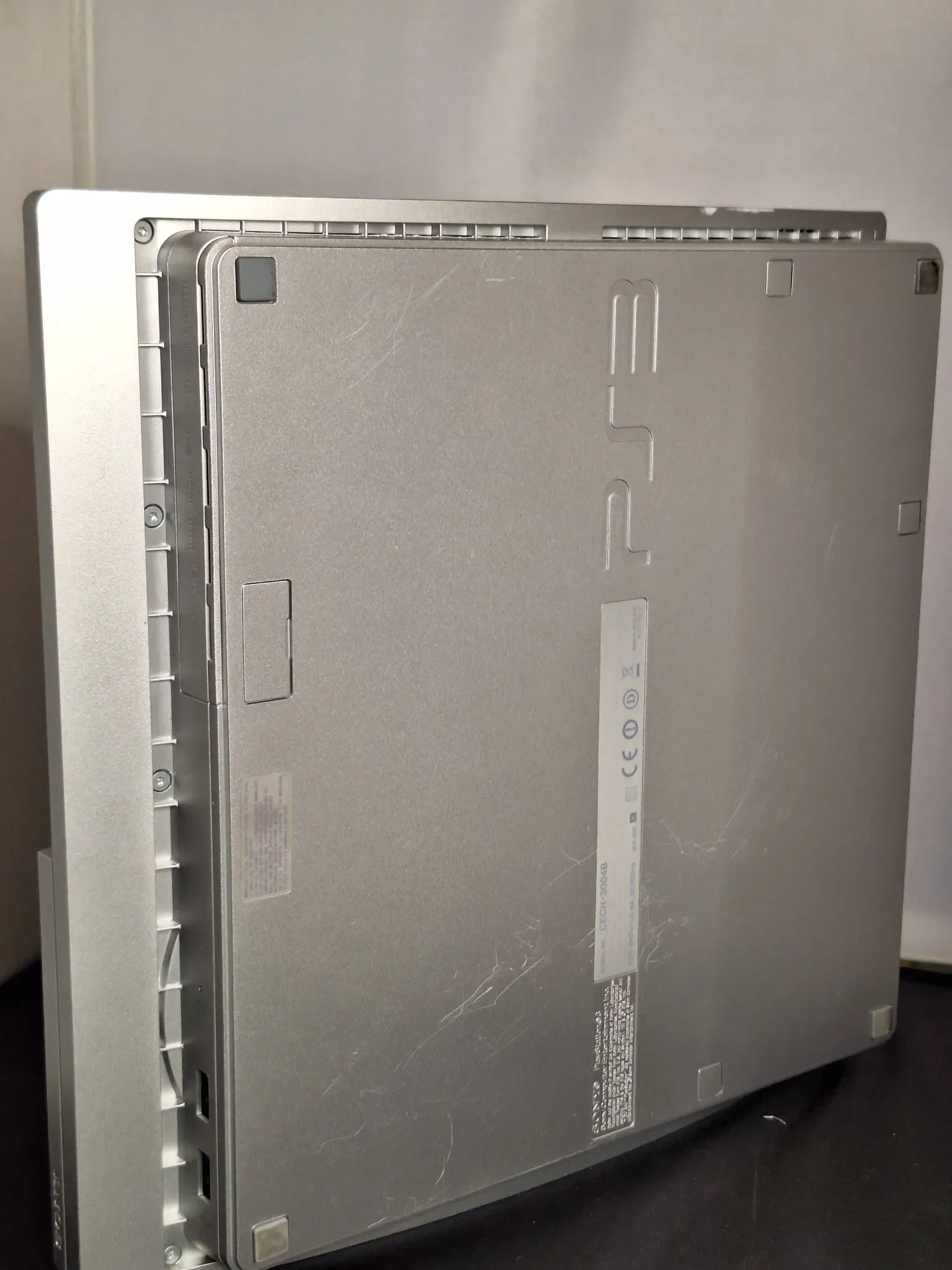PlayStation 3 Slim Satin Silver 320GB (+ Extra Controller) Limited Edition (Refurbished) - Afbeelding 9