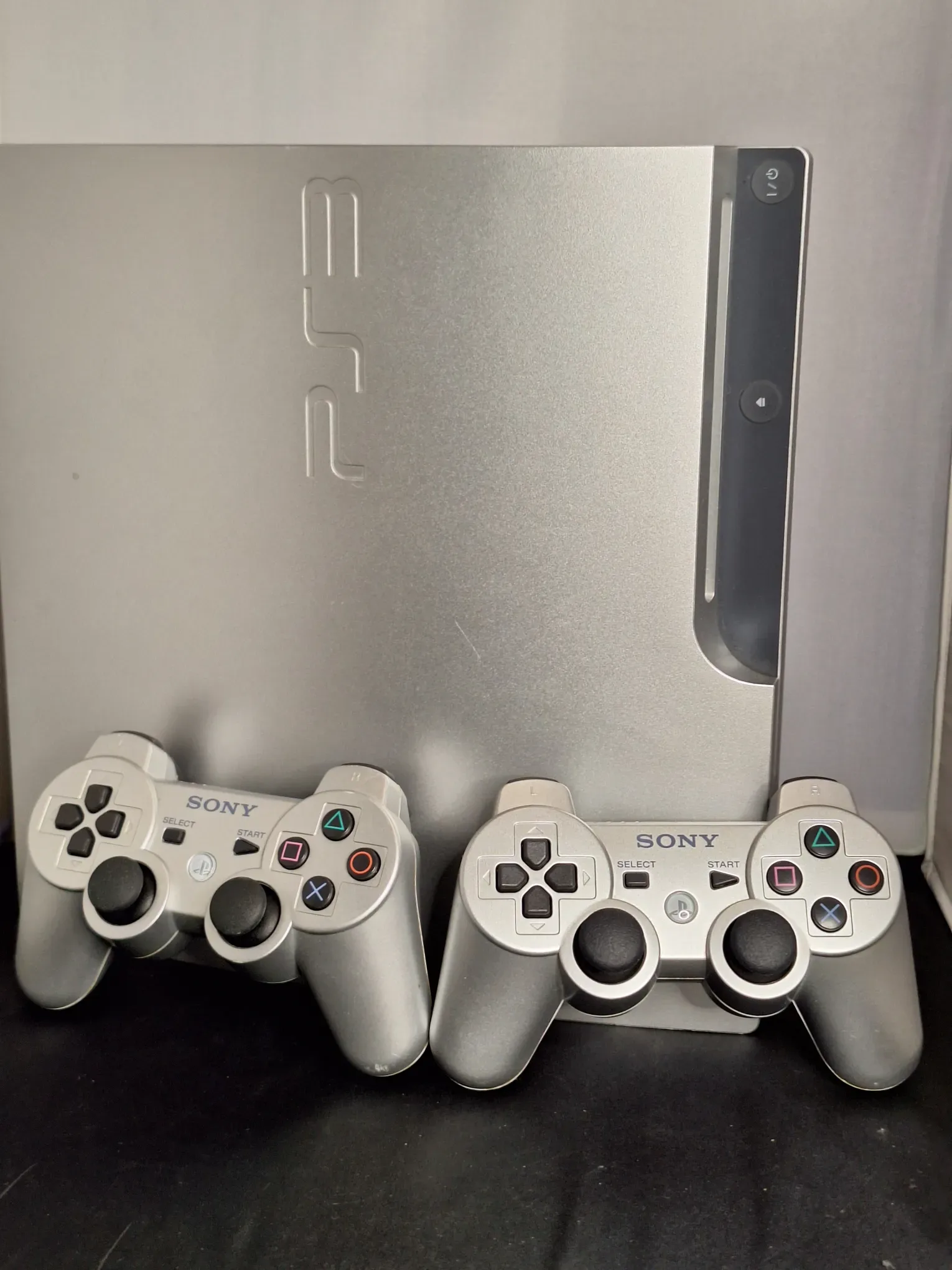 PlayStation 3 Slim Satin Silver 320GB (+ Extra Controller) Limited Edition (Refurbished) - Afbeelding 10