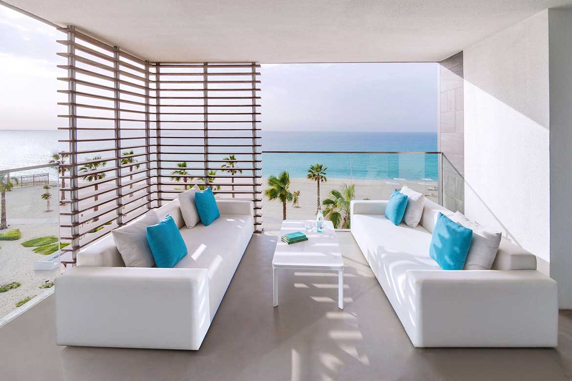 Nikki Beach Hotel Review dubai staycation beach club