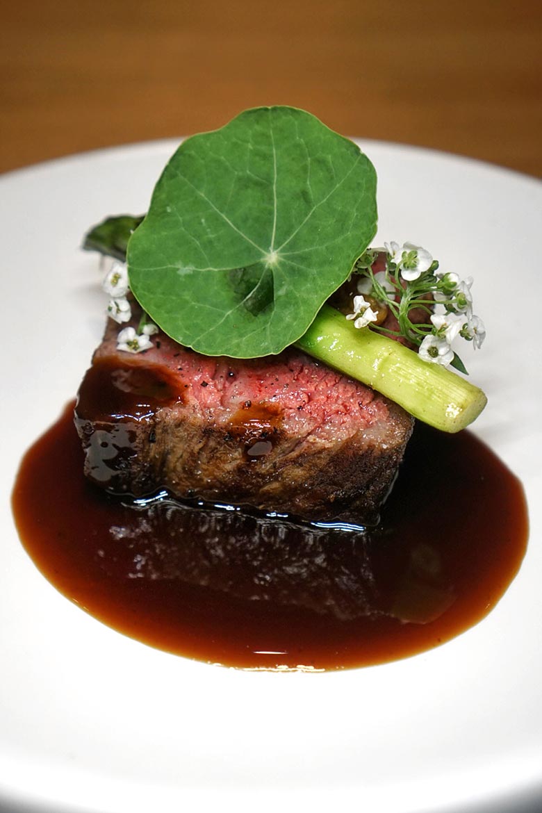 Haku Hong Kong Restaurant Review