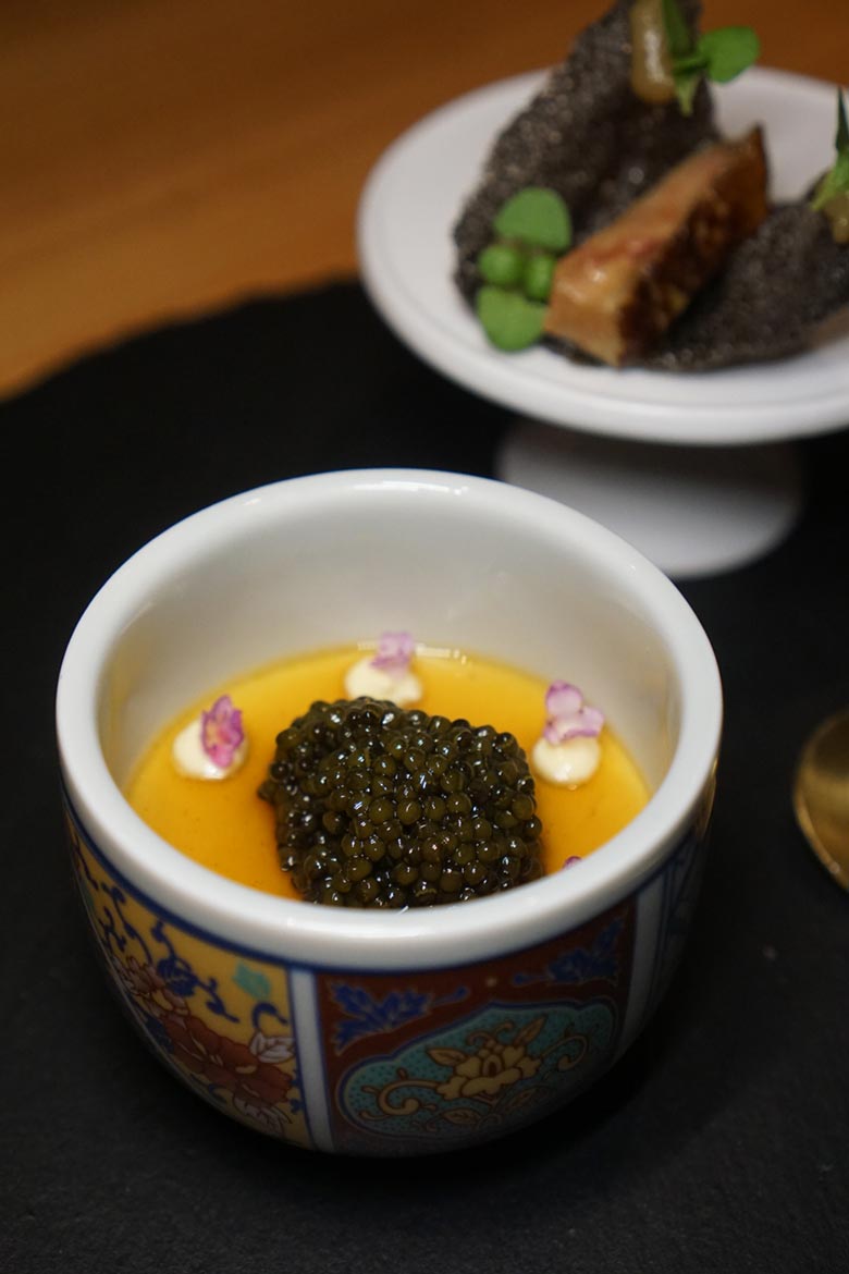 Haku Hong Kong Restaurant Review