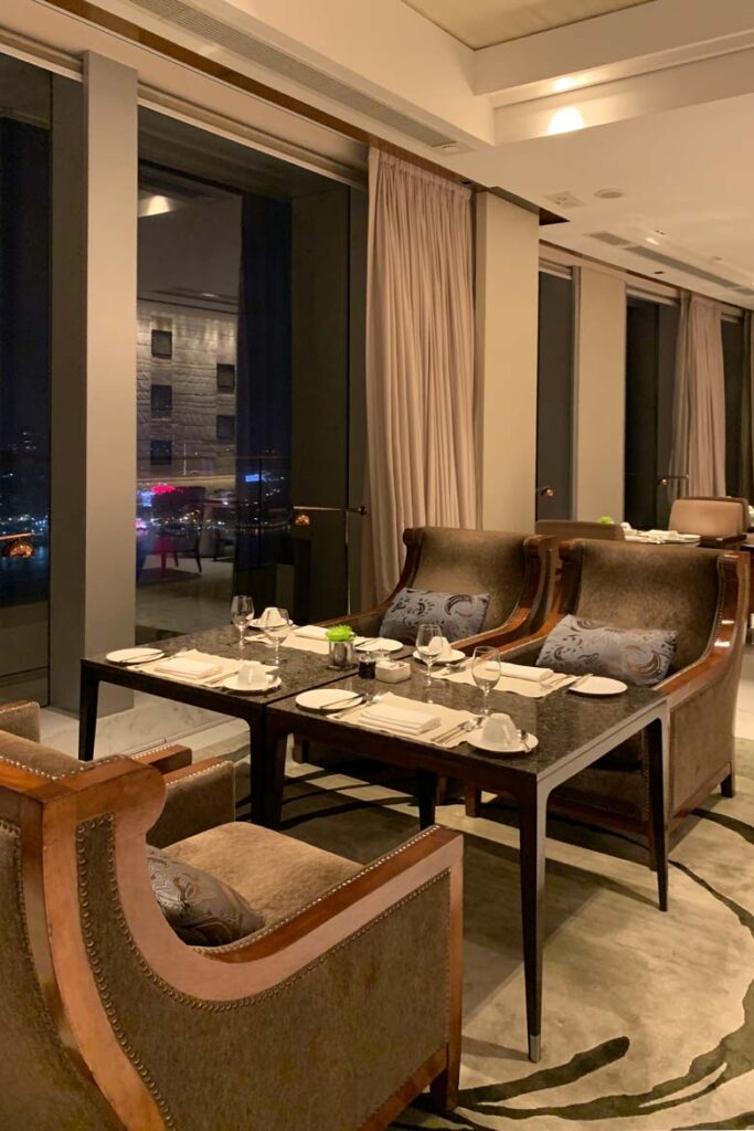 four seasons hotel Hong Kong review