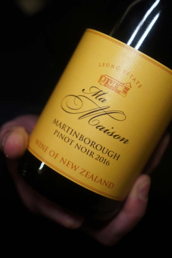 the lodge bar auckland 51261