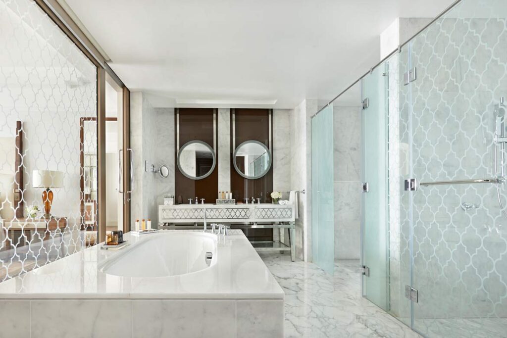 Waldorf Astoria Palm Jumeirah Dubai hotel review