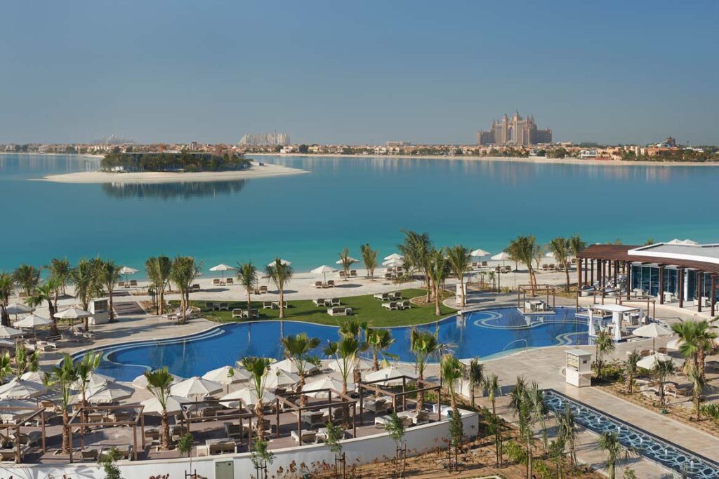 Waldorf Astoria Palm Jumeirah Dubai hotel review