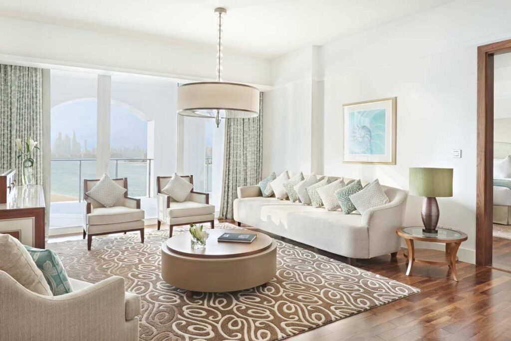 Waldorf Astoria Palm Jumeirah Dubai hotel review