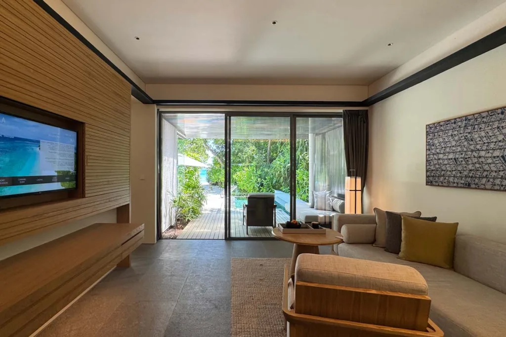 alila kothaifaru beach villa 2