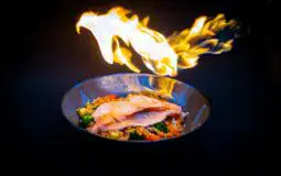 Round Bottom vs Flat Bottom Wok: Choosing the Right One
