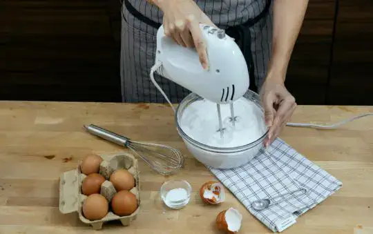 HexClad vs Le Creuset: The Ultimate Cookware Showdown