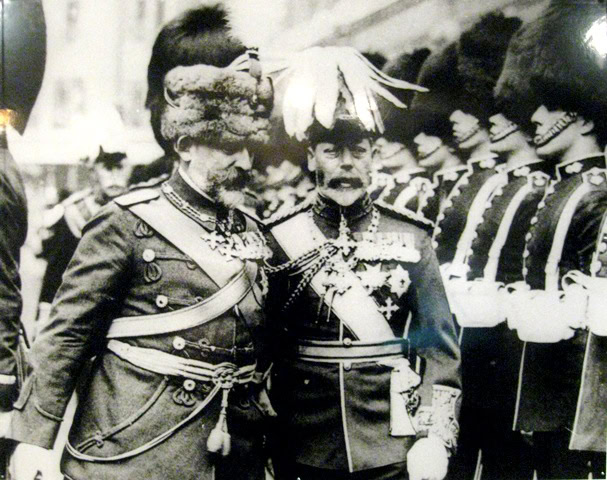 Le roi Ferdinand de Roumanie et le roi George V, à Londres - 1924