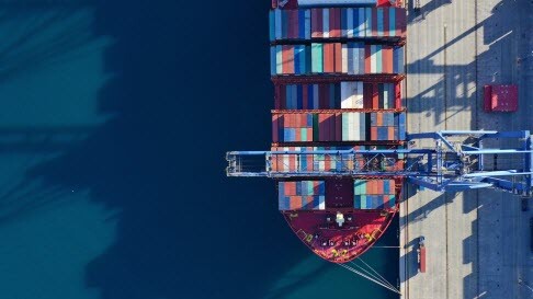 Container shipping houston - loading container - drayage