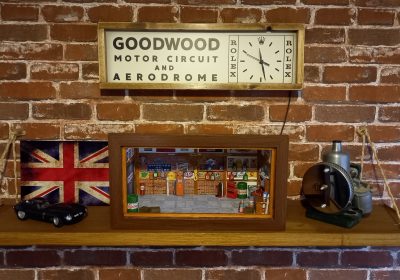 Goodwood revival. Barn find. Garage. Restoration. 1:18th scale diorama with opening frame and usb lights.