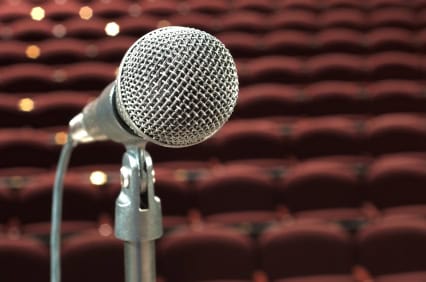  The fake microphone exercise for American accent improvement