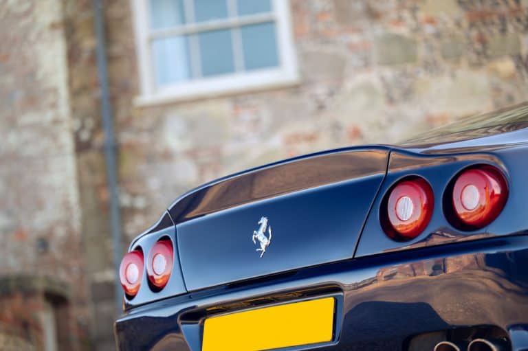 0077_ferrari_550M_blue_30