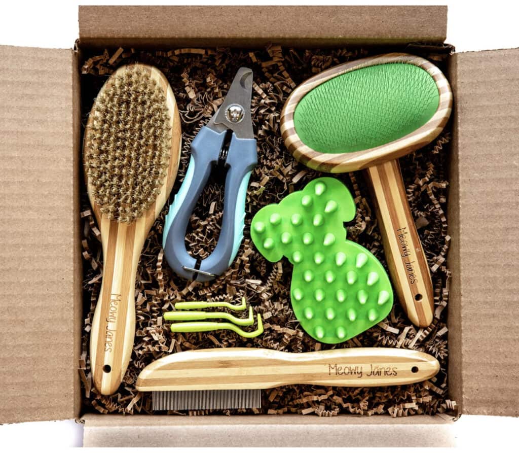 dog grooming gift set with brushes, nail clippers