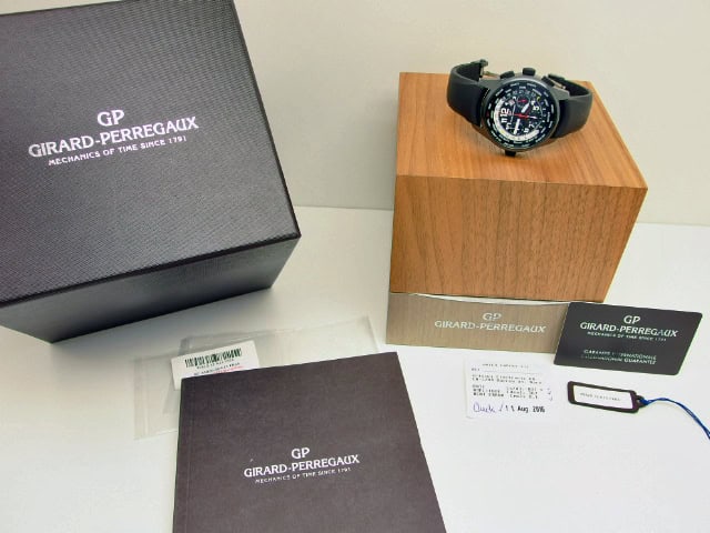 Ein Girard Perregaux WW.TC Shadow Flyback Chronograph im kompletten Set aus einem Ankauf