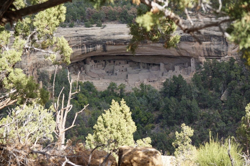 Pueblo people living as the cliff dwellers