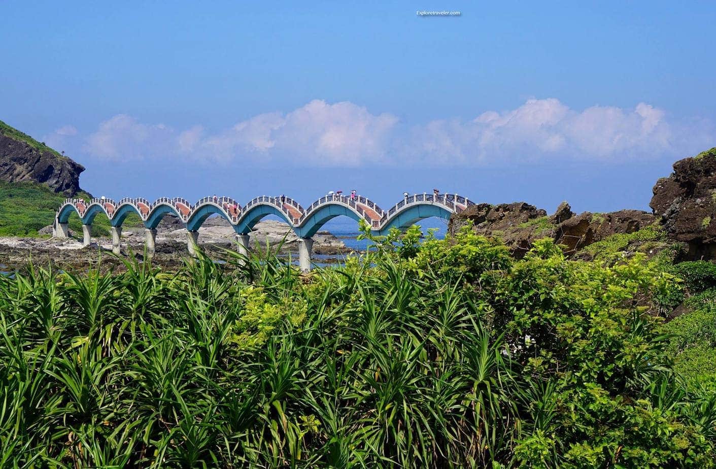 Sanxiantai Dragon Bridge 