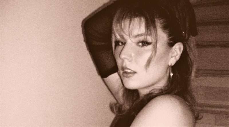 DASHA shares a brand new unapologetic pop song, entitled: ‘Dramatic’.