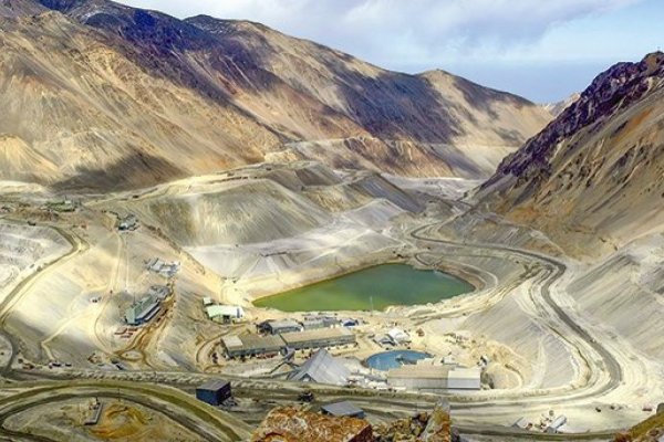 Anglo American busca oportunidades para subirse la ola de adquisiciones en la minería del cobre