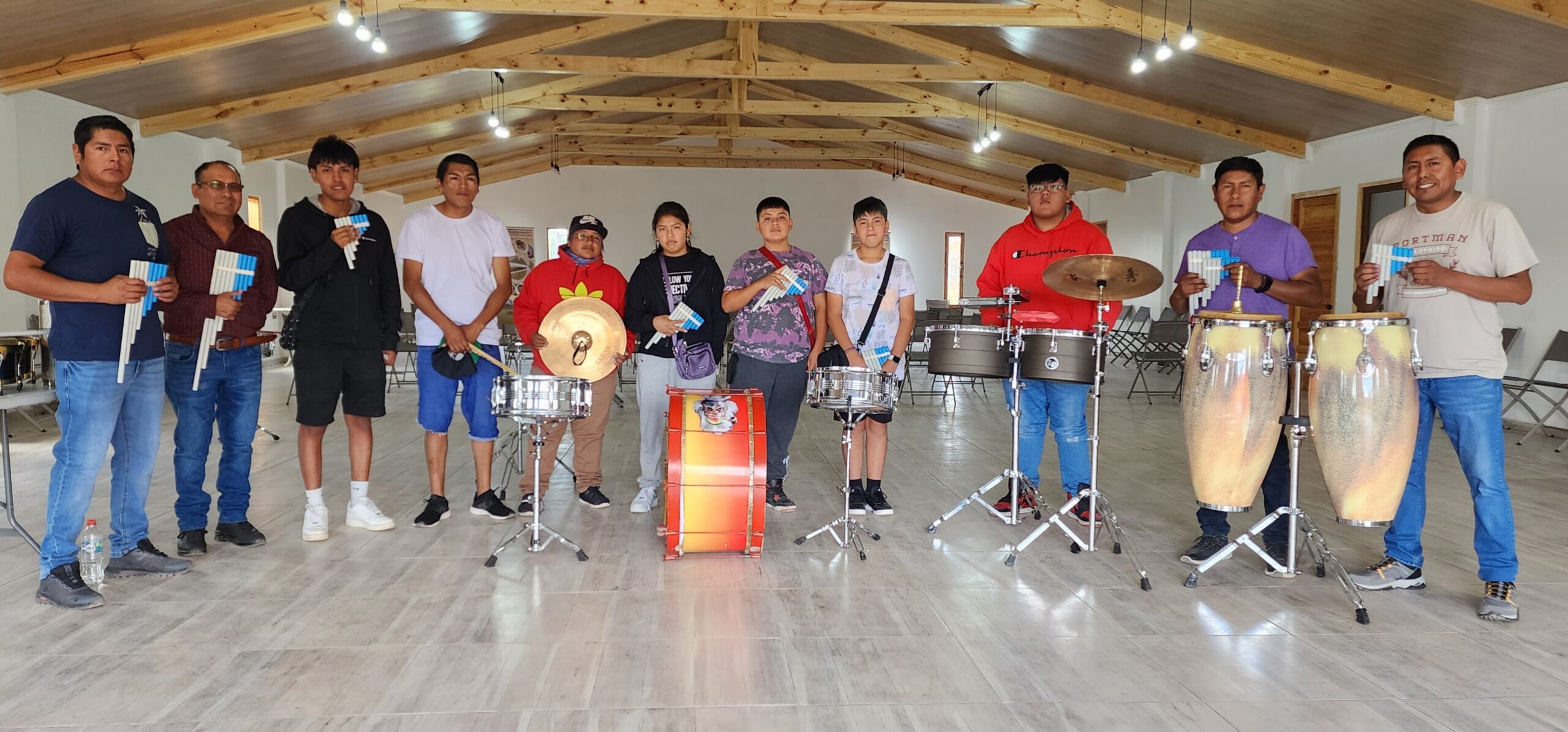 Voluntariado de El Abra permite rescatar música y cultura andina en Chiu Chiu