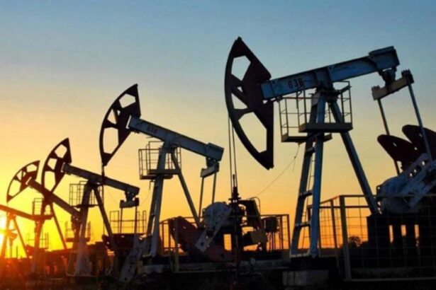 Irán y Rusia Firman Memorando de Cooperación en Petróleo y Gas