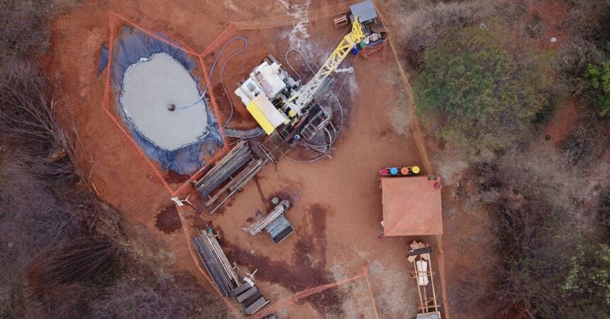 Lithium Ionic Corp. perfora 1,94 % Li2O en 15,0 m, 1,91 % Li2O en 9,8 m y 1,68 % Li2O en 9,1 m en Bandeira, Minas Gerais, Brasil.